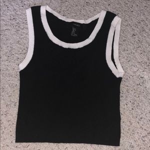 Blank and white knit tank